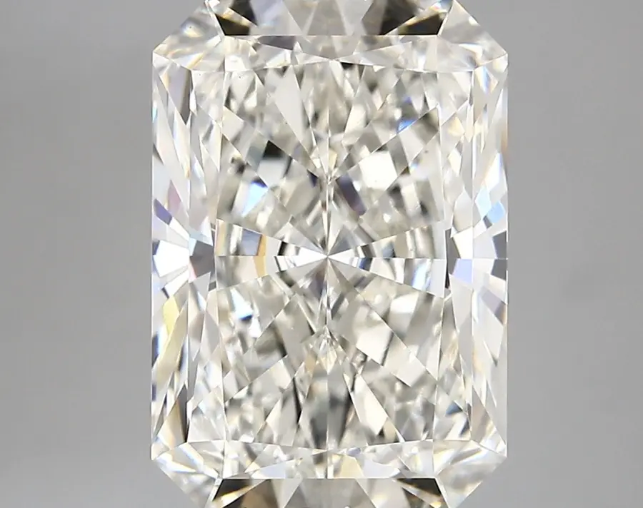 6.02ct G VVS2 Radiant (IGI)
