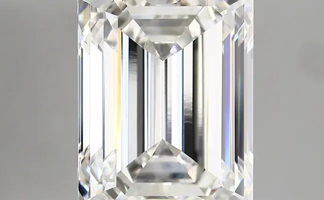 6.01ct G VVS2 Emerald (IGI)