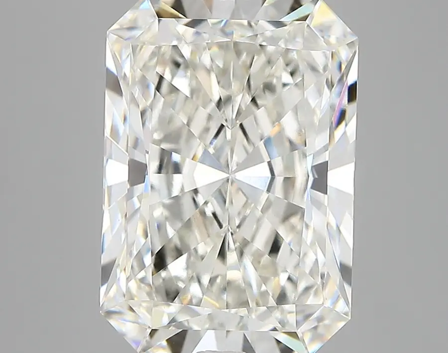 5.71ct G VVS2 Radiant (IGI)