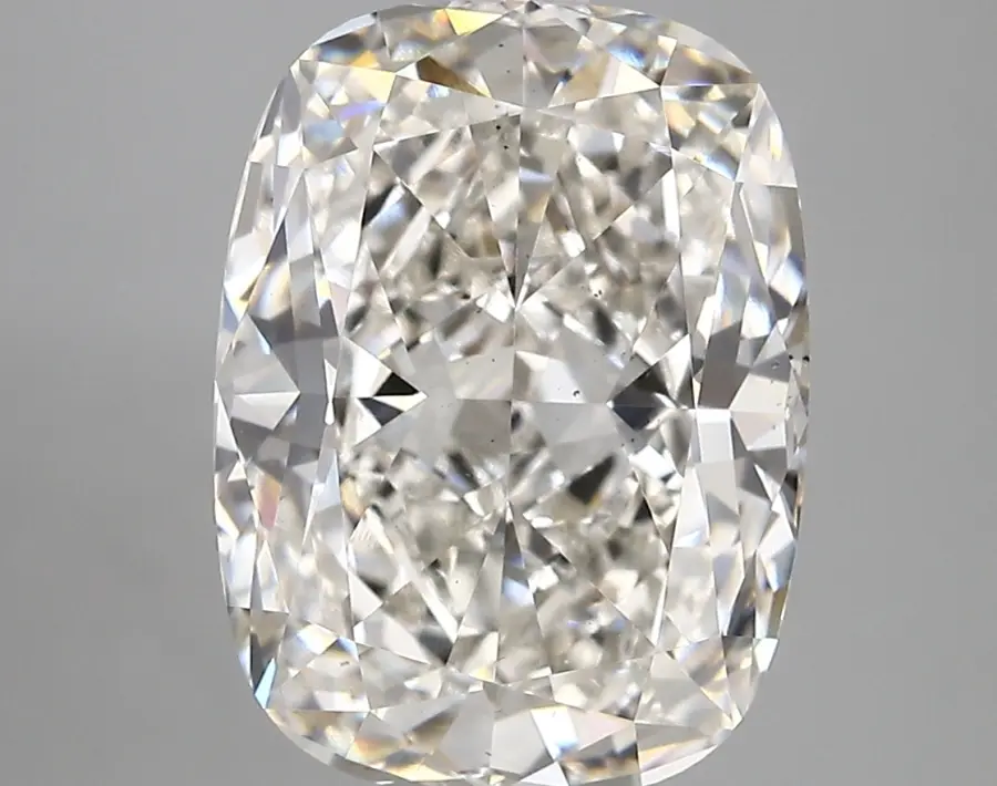 5.71ct G VS2 Cushion (IGI)