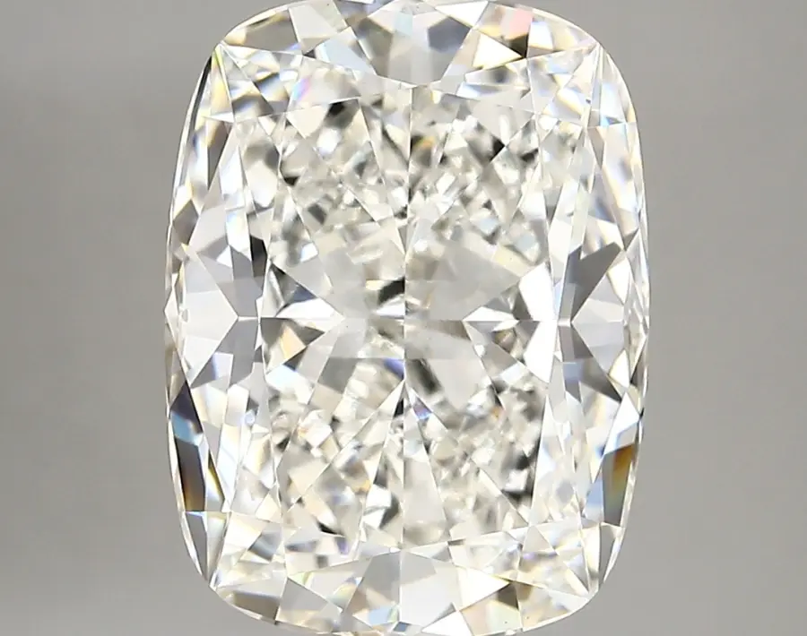 5.67ct G VVS2 Cushion (IGI)