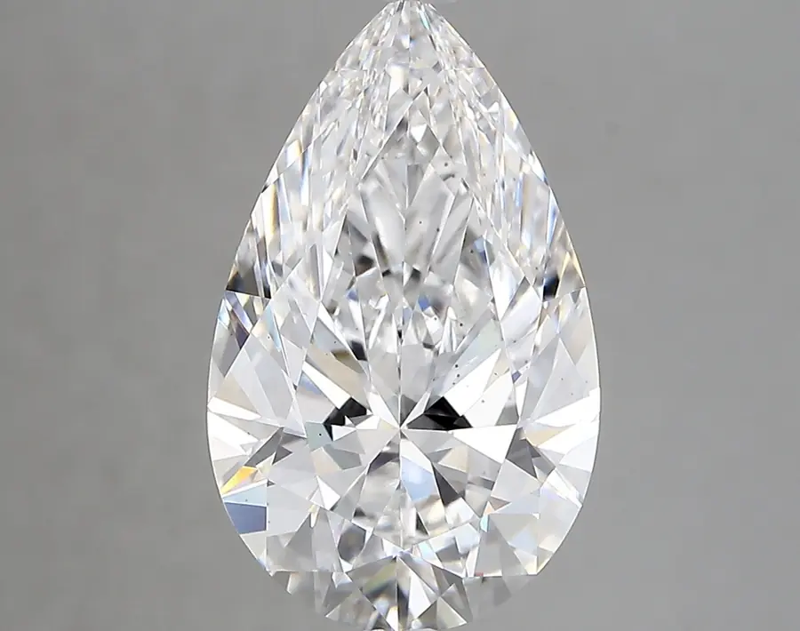 5.63ct E VVS2 Long Hexagon (IGI)