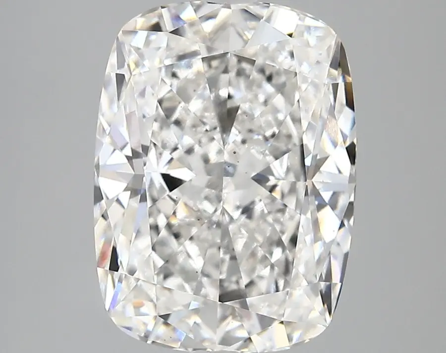5.63ct E VS2 Cushion (IGI)