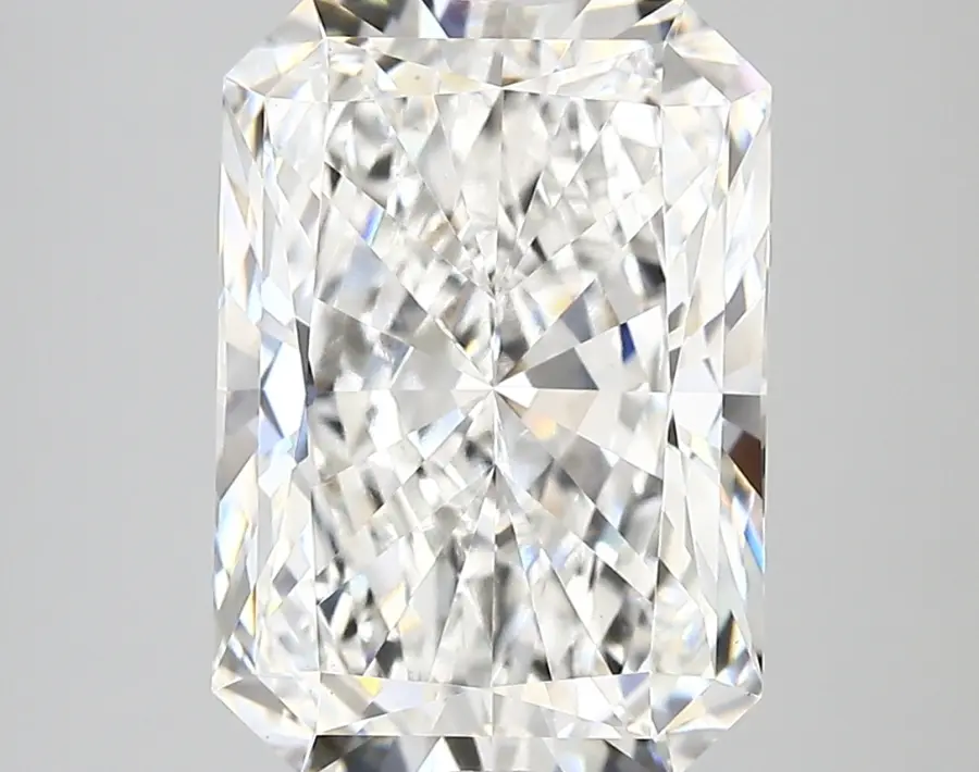 5.33ct E VVS2 Radiant (IGI)