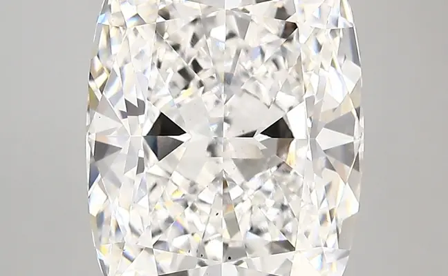 5.32ct E VS2 Cushion (IGI)