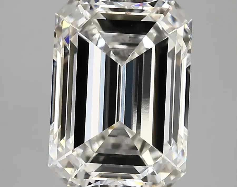 5.27ct F VVS2 Emerald (IGI)