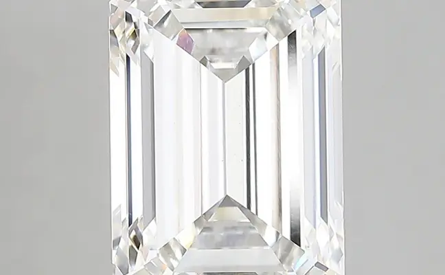 5.24ct G VS1 Emerald (IGI)