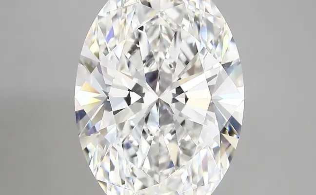 5.23ct E VVS2 Oval (IGI)