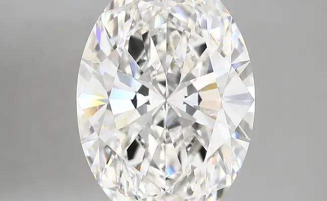 5.23ct G VVS2 Oval (IGI)