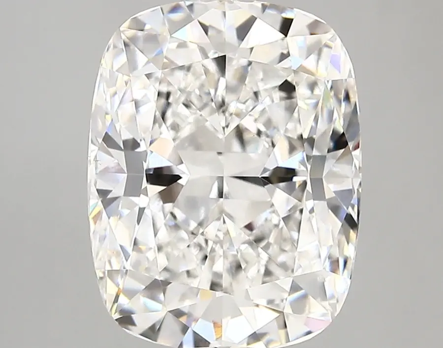 5.22ct E VVS2 Cushion (IGI)