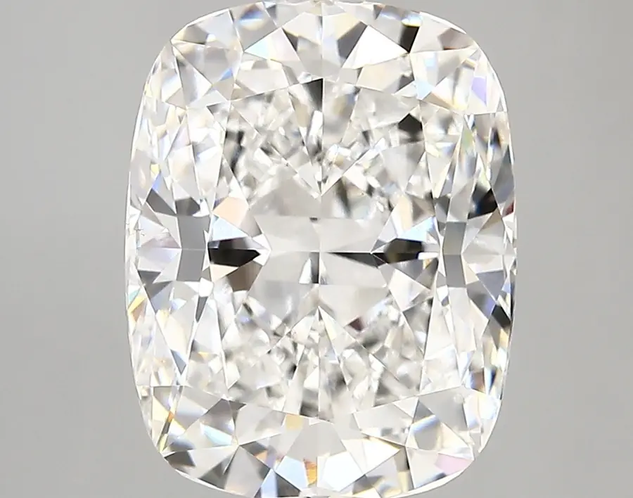 5.22ct E VVS2 Cushion (IGI)