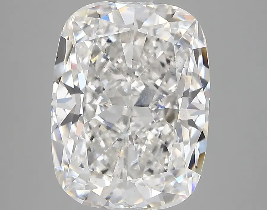 5.22ct F VS2 Cushion (IGI)