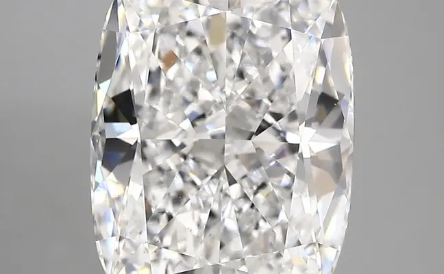 5.21ct E VS1 Cushion (IGI)