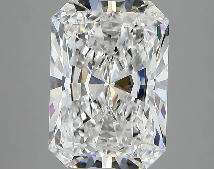 5.18ct D VVS2 Radiant (IGI)