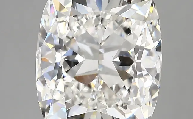 5.18ct F VVS2 Cushion (IGI)