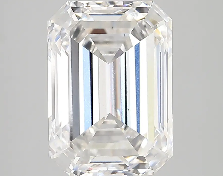 5.14ct G VS1 Emerald (IGI)