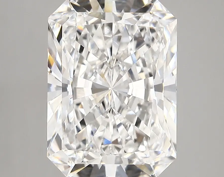 5.14ct E VVS2 Radiant (IGI)