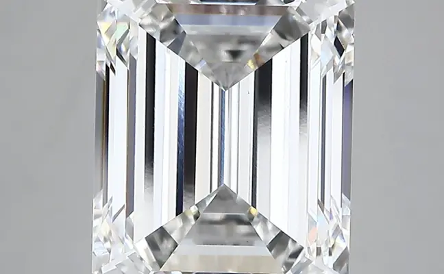 5.10ct G VS1 Emerald (IGI)