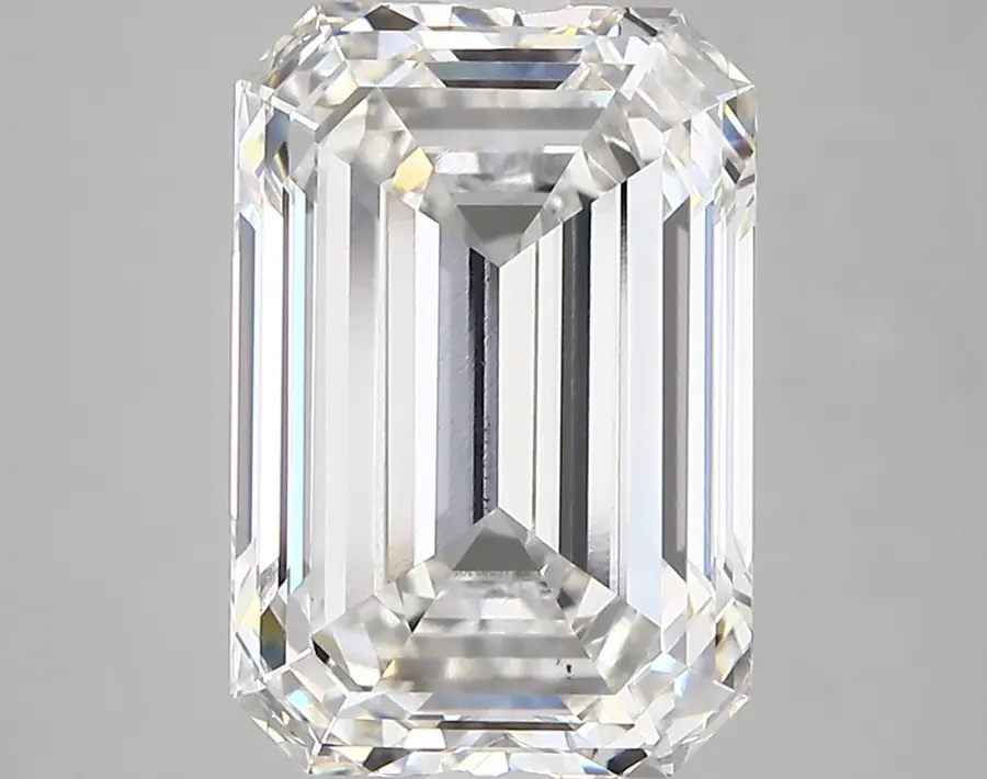 5.08ct F VS1 Emerald (IGI)