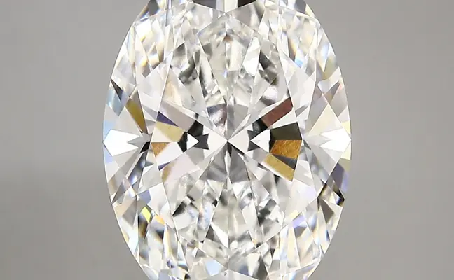 5.07ct F VVS2 Oval (IGI)