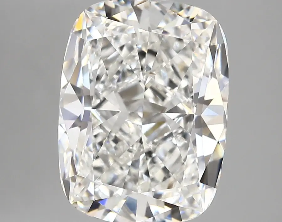 5.07ct G VVS2 Cushion (IGI)