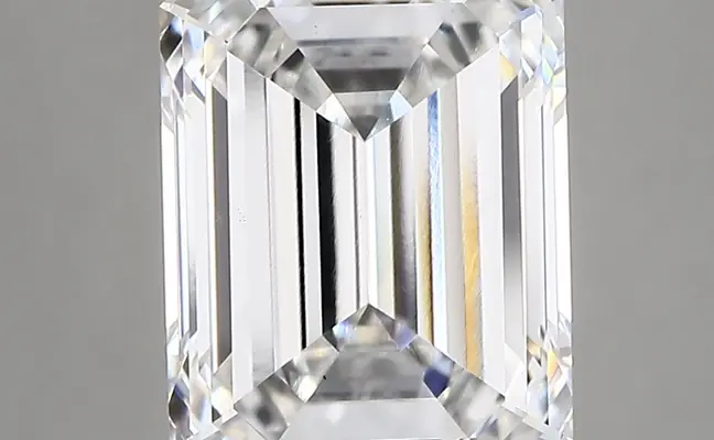 5.06ct G VS1 Emerald (IGI)
