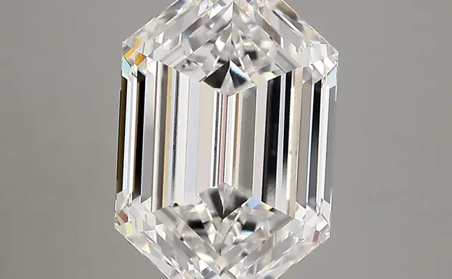 5.05ct D VVS2 Long Hexagon (IGI)