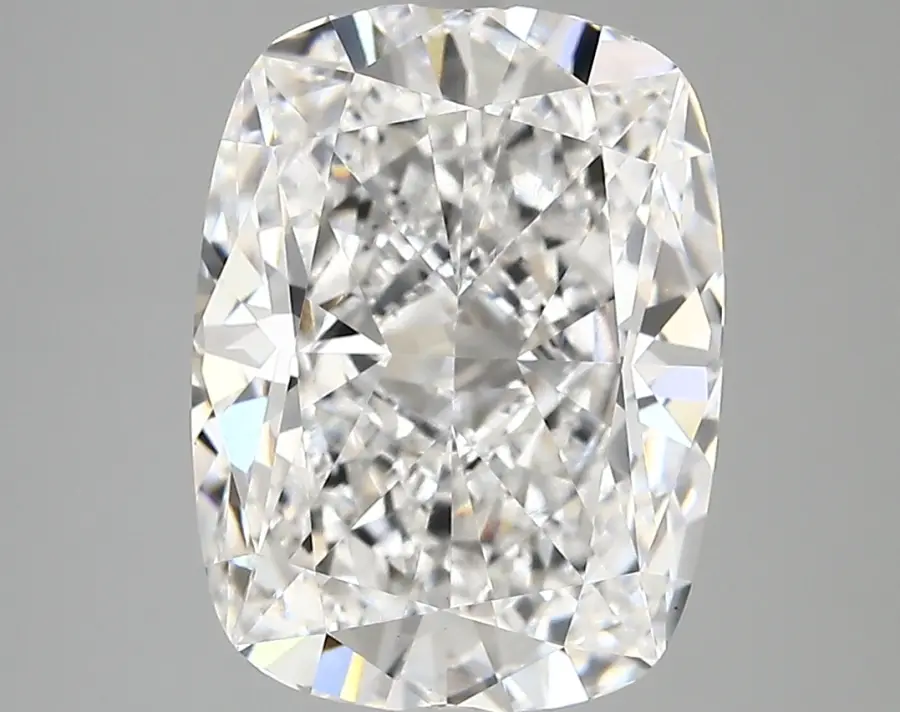5.04ct E VVS2 Cushion (IGI)