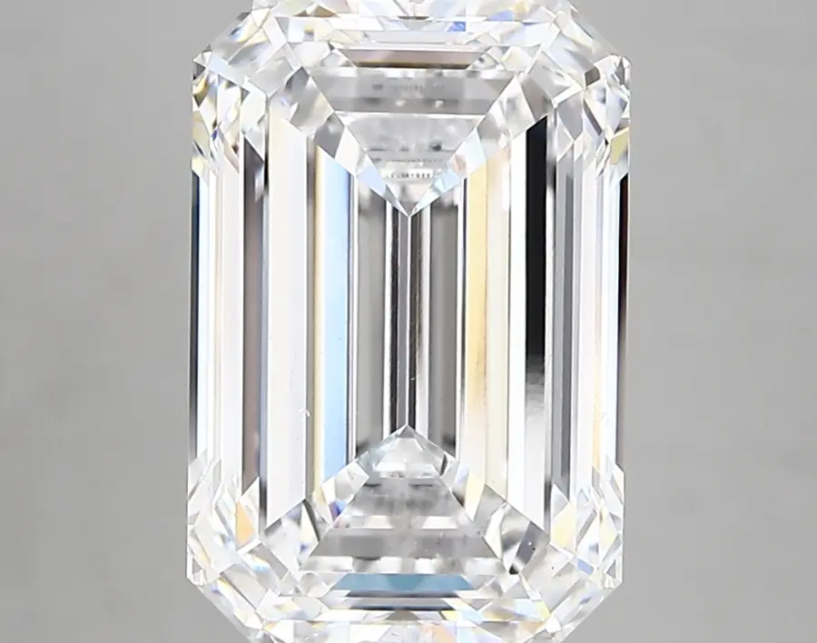 5.02ct E VS1 Emerald (IGI)