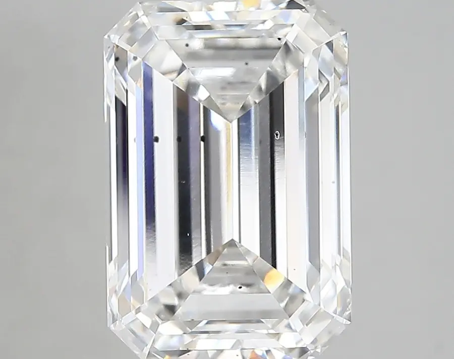 5.01ct F SI1 Emerald (IGI)