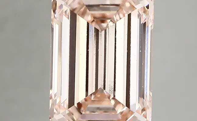 5.01ct FANCY INTENSE  PINK VS2 Emerald (IGI)