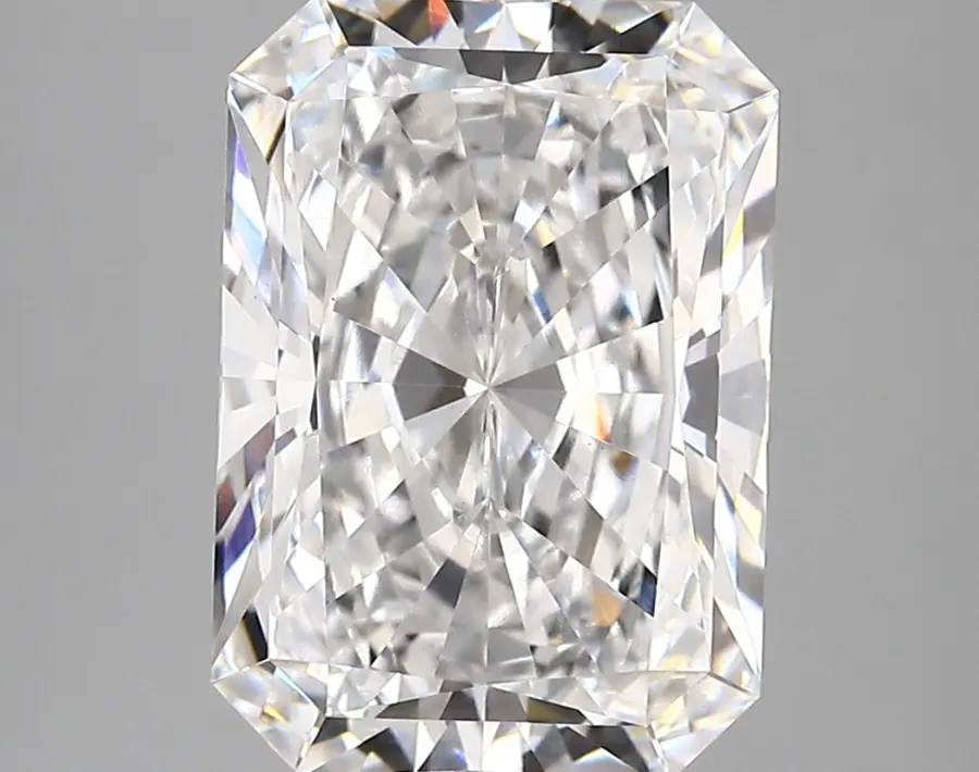 4.87ct D VS1 Radiant (IGI)