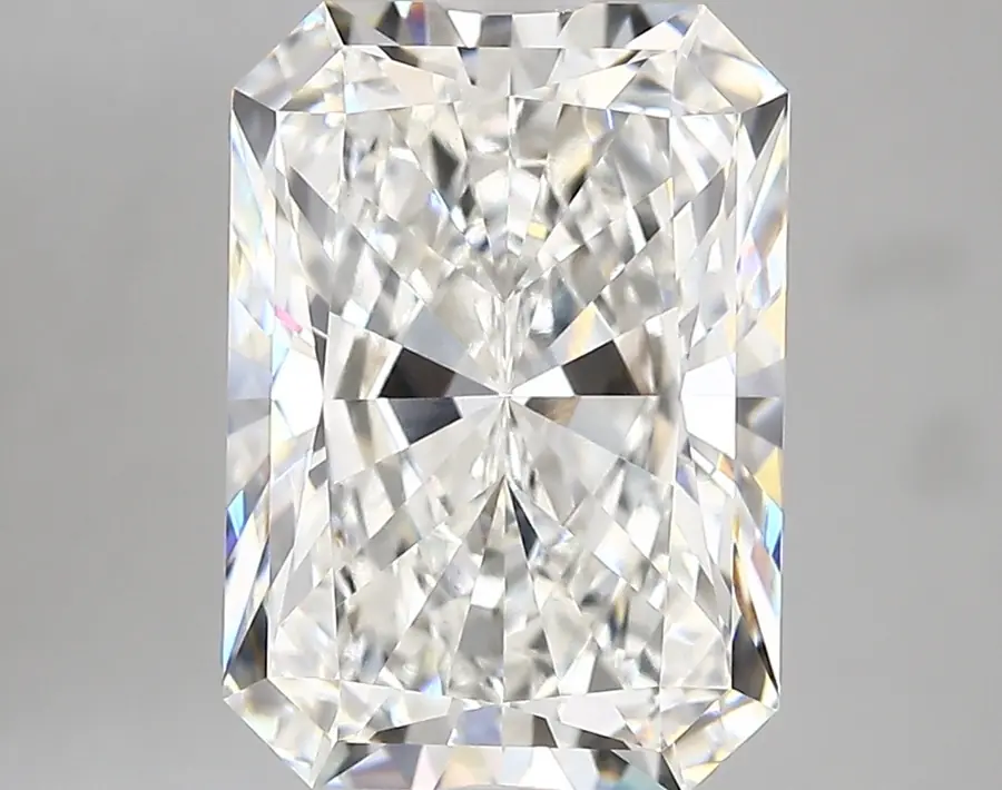 4.75ct F VVS2 Radiant (IGI)
