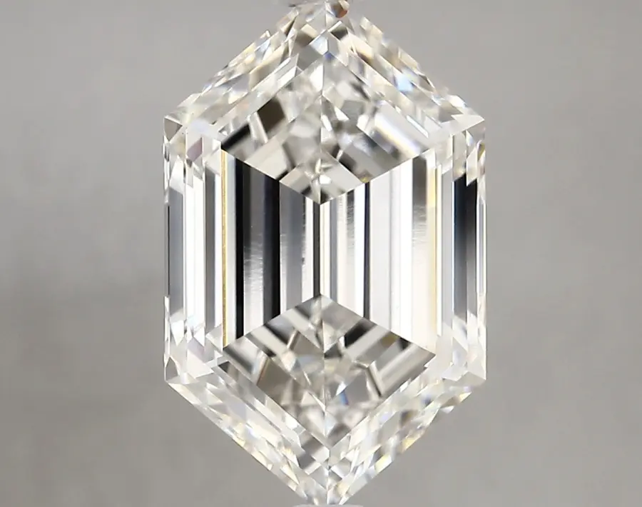 4.68ct E VVS2 Long Hexagon (IGI)