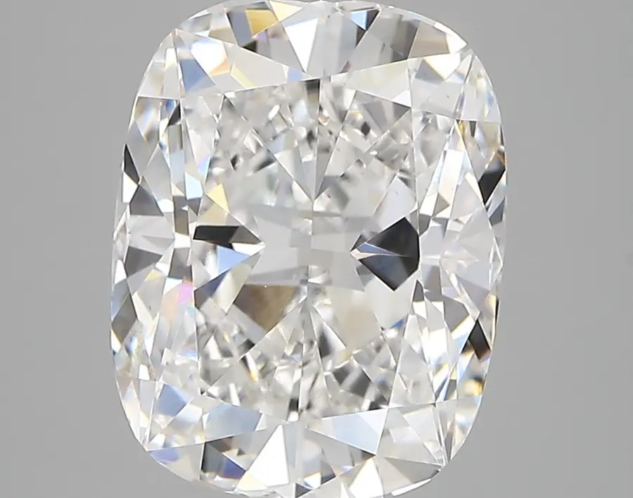4.67ct E VS1 Cushion (IGI)