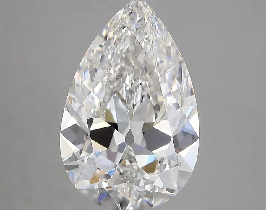 4.66ct E VVS2 Pear (IGI)