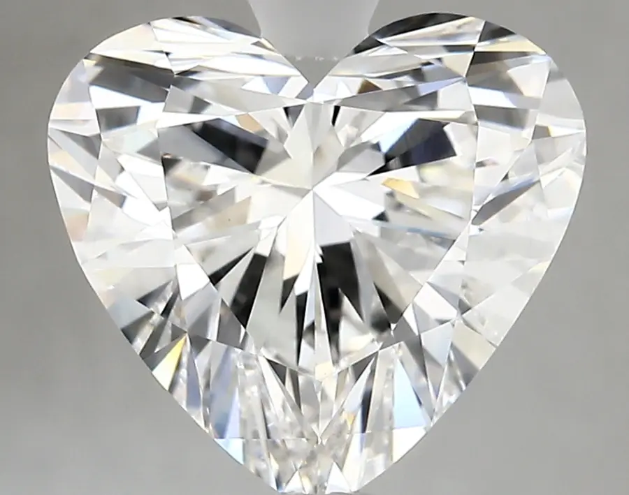 4.44ct E VVS2 Heart (IGI)