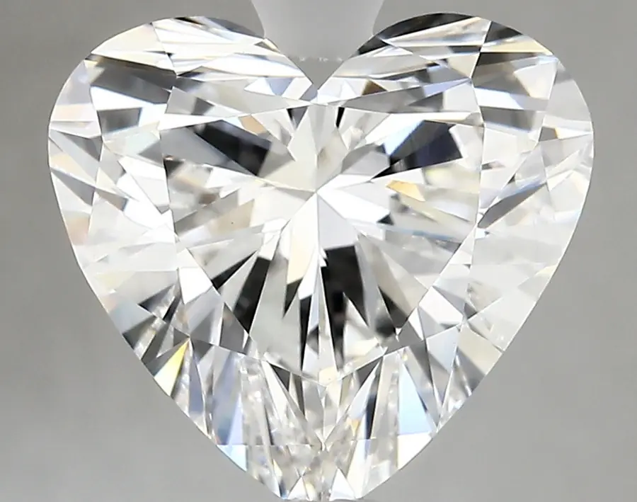 4.44ct E VVS2 Heart (IGI)