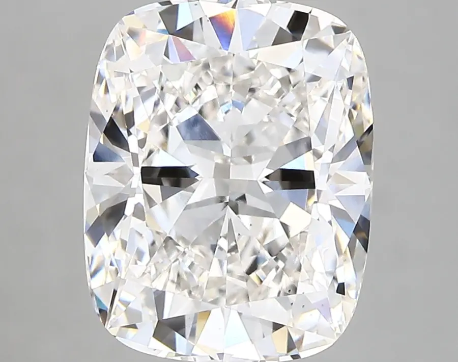 4.36ct G VS2 Cushion (GIA)