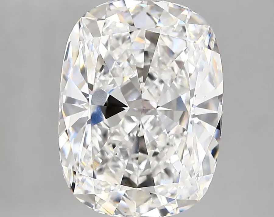 4.33ct E VS1 Cushion (IGI)