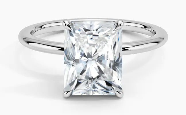 Stunning Radiant Cut Ideal 1.50 ctw E VS1 Solitaire | CaratX Natural Radiant Engagement Ring