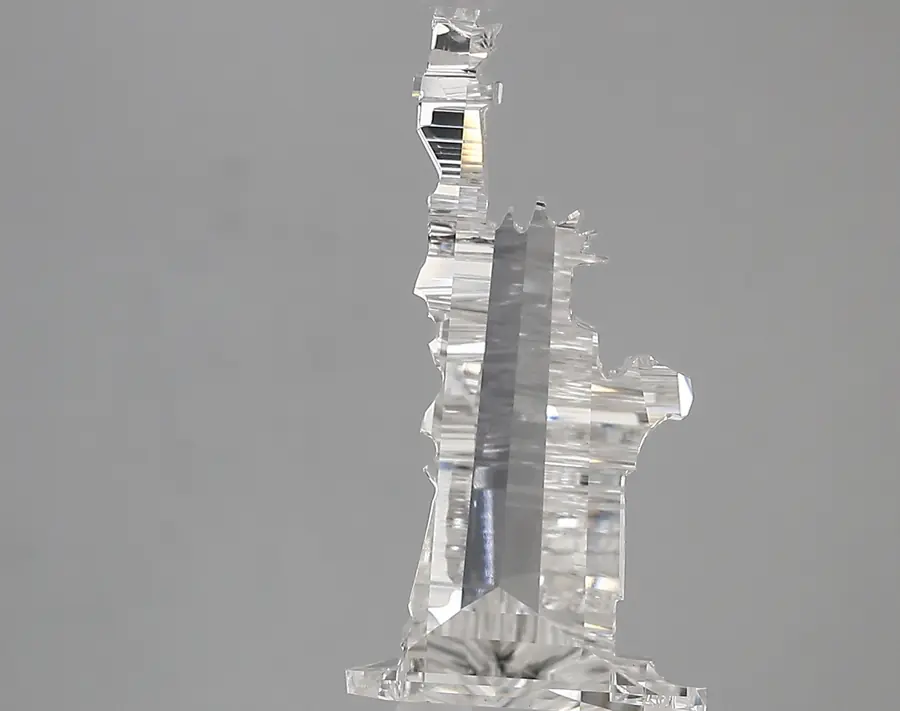 4.31ct F VVS2 Statue Of Liberty (IGI)
