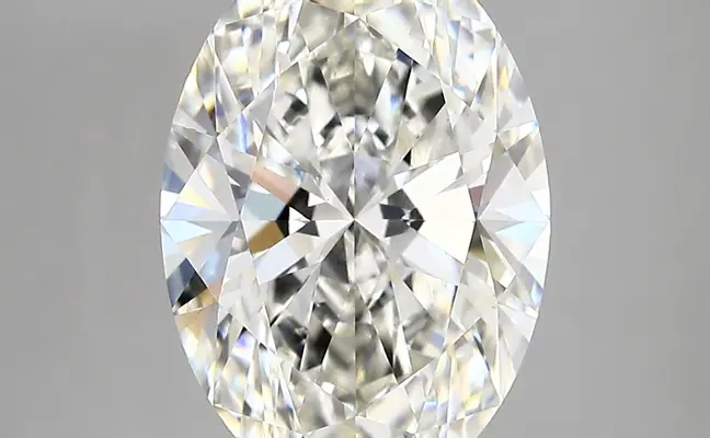 4.30ct G VVS2 Oval (IGI)