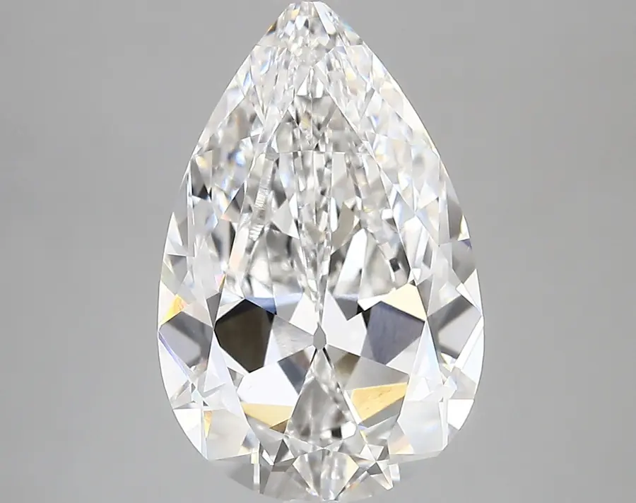4.28ct E VVS2 Pear (IGI)