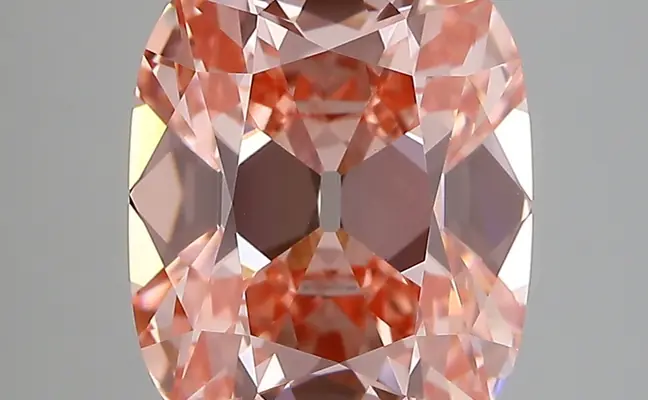 4.23ct FANCY VIVID  PINK VVS2 Cushion (IGI)