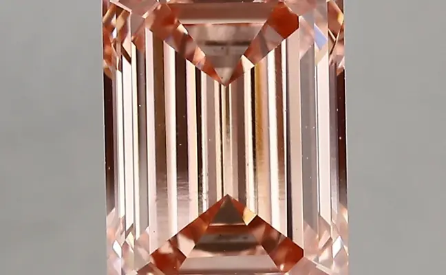 4.01ct FANCY VIVID  PINK VS2 Emerald (IGI)