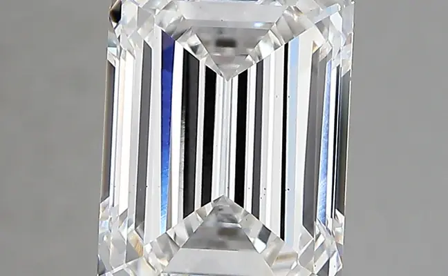 3.70ct E VS1 Emerald (IGI)