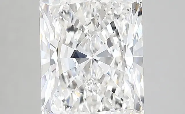3.69ct E SI1 Radiant (IGI)