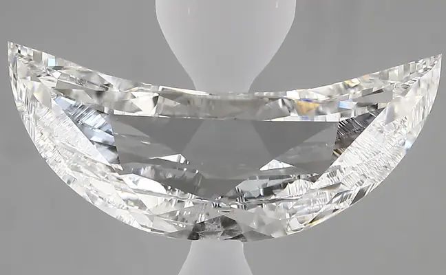3.57ct F VVS1 Half Moon (IGI)