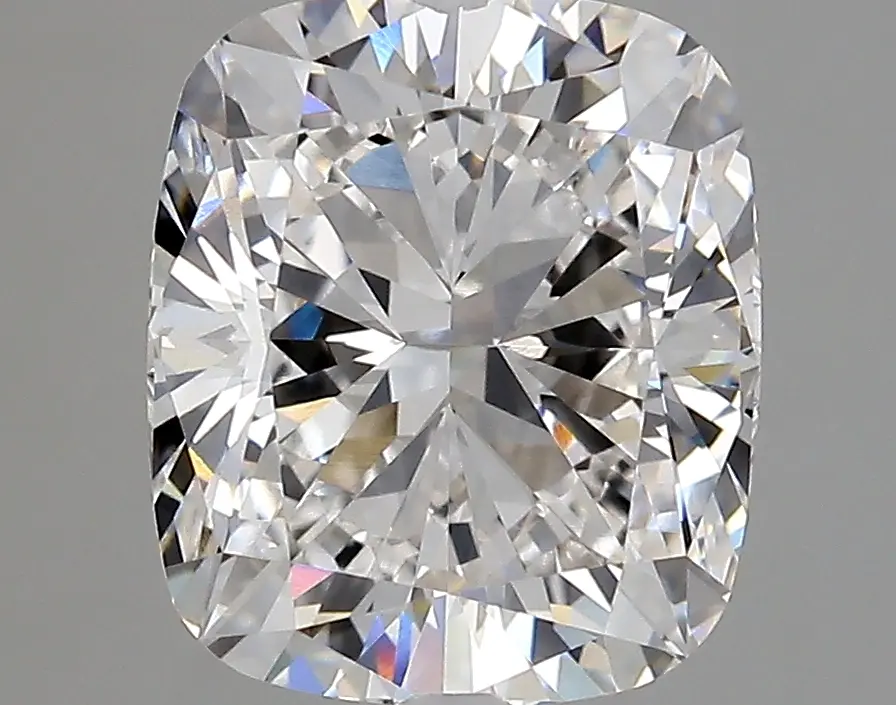 3.38ct H VVS2 Cushion (IGI)